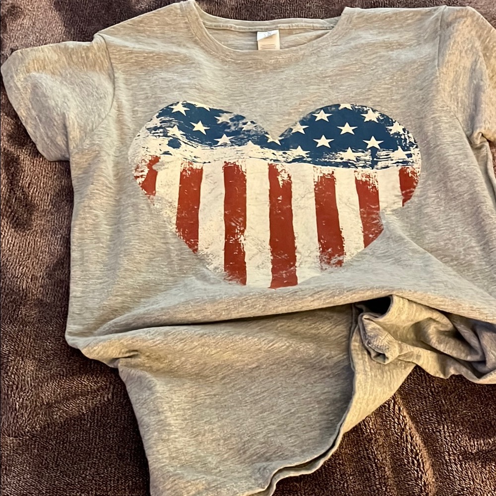 Gildan Red white and blue heart Short Sleeve Tee